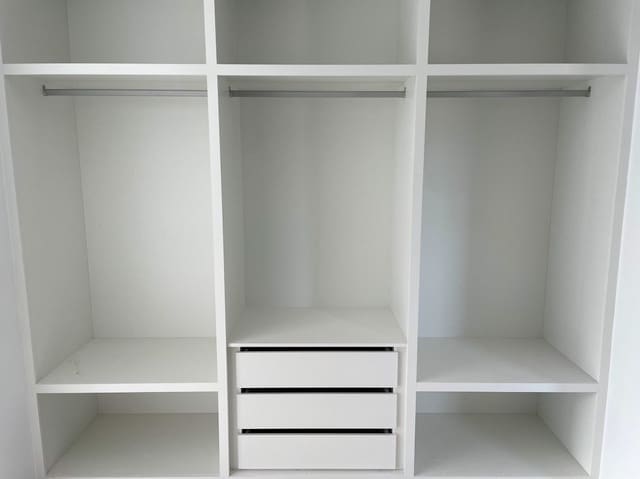 3 slaapkamer Villa te koop in Pinoso met zwembad - € 425.000 (Ref: 9758160)