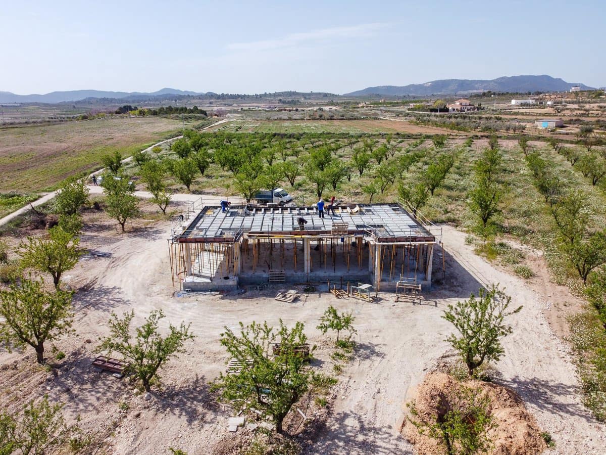 3 slaapkamer Villa te koop in Pinoso met zwembad - € 425.000 (Ref: 9758160)