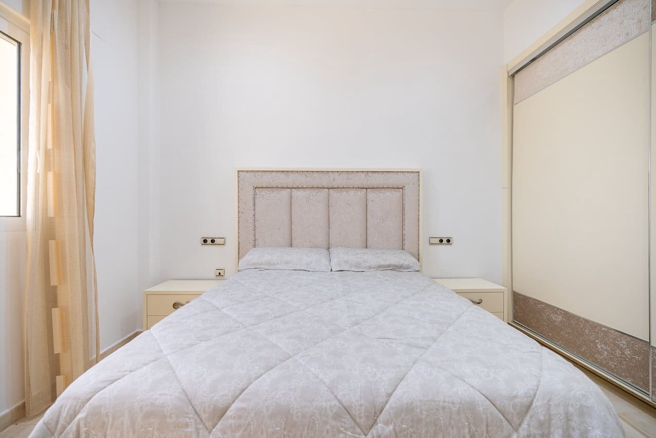 4 sypialnia Willa na sprzedaż w Pinoso z basenem - 650 000 € (Ref: 9758161)