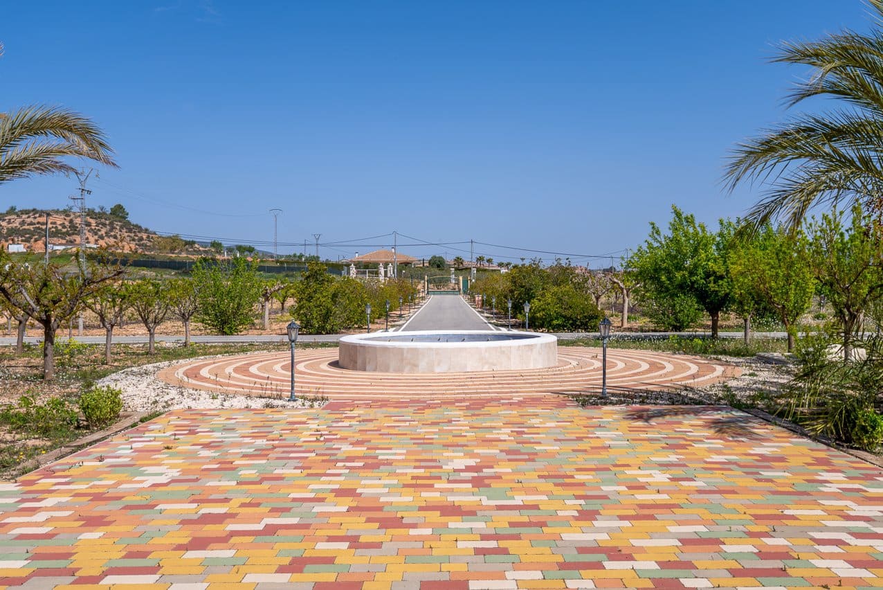 4 sypialnia Willa na sprzedaż w Pinoso z basenem - 650 000 € (Ref: 9758161)