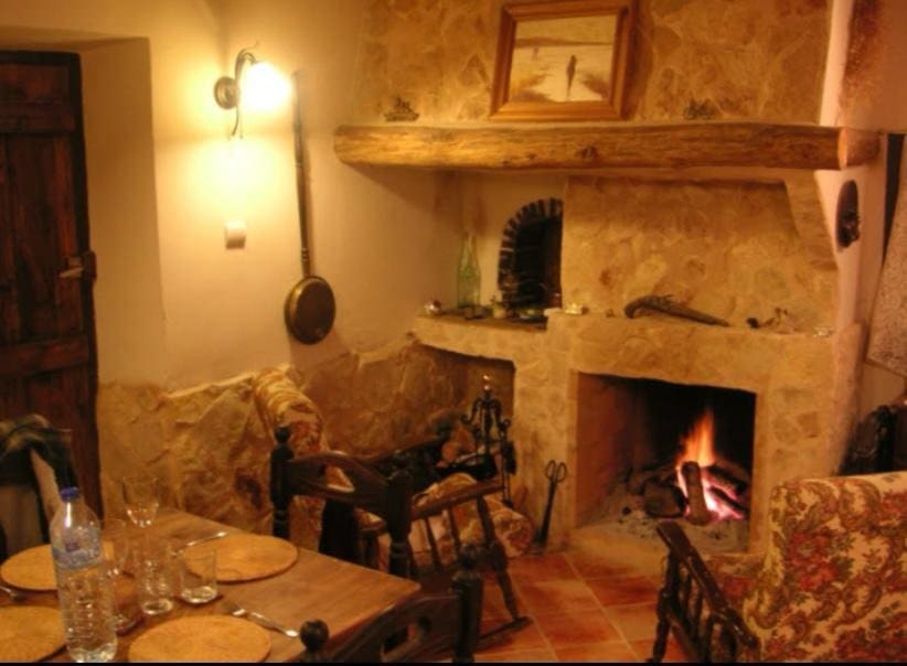 5 soveværelse Finca/Landehus til salg i Raspay med swimmingpool - € 340.000 (Ref: 9782356)