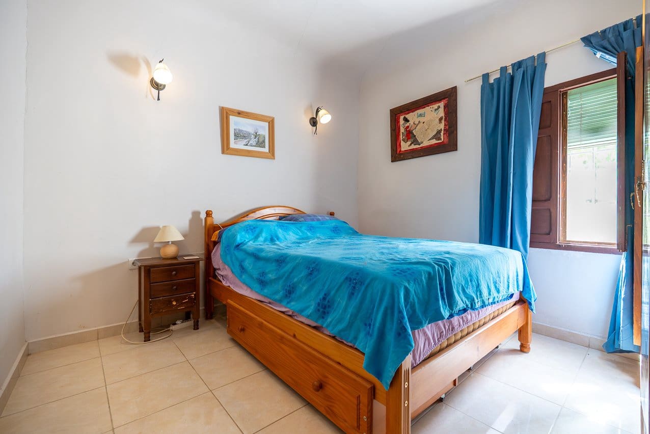 5 soveværelse Finca/Landehus til salg i Raspay med swimmingpool - € 340.000 (Ref: 9782356)