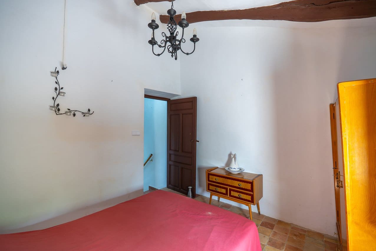 5 soveværelse Finca/Landehus til salg i Raspay med swimmingpool - € 340.000 (Ref: 9782356)