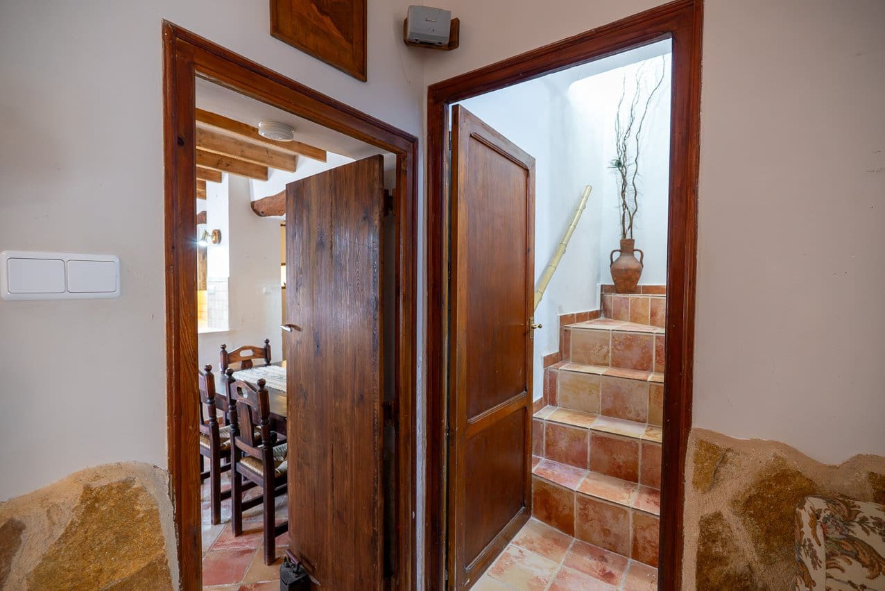 5 soveværelse Finca/Landehus til salg i Raspay med swimmingpool - € 340.000 (Ref: 9782356)