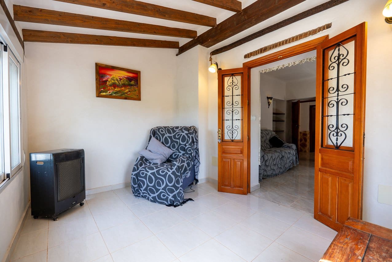 5 soveværelse Finca/Landehus til salg i Raspay med swimmingpool - € 340.000 (Ref: 9782356)