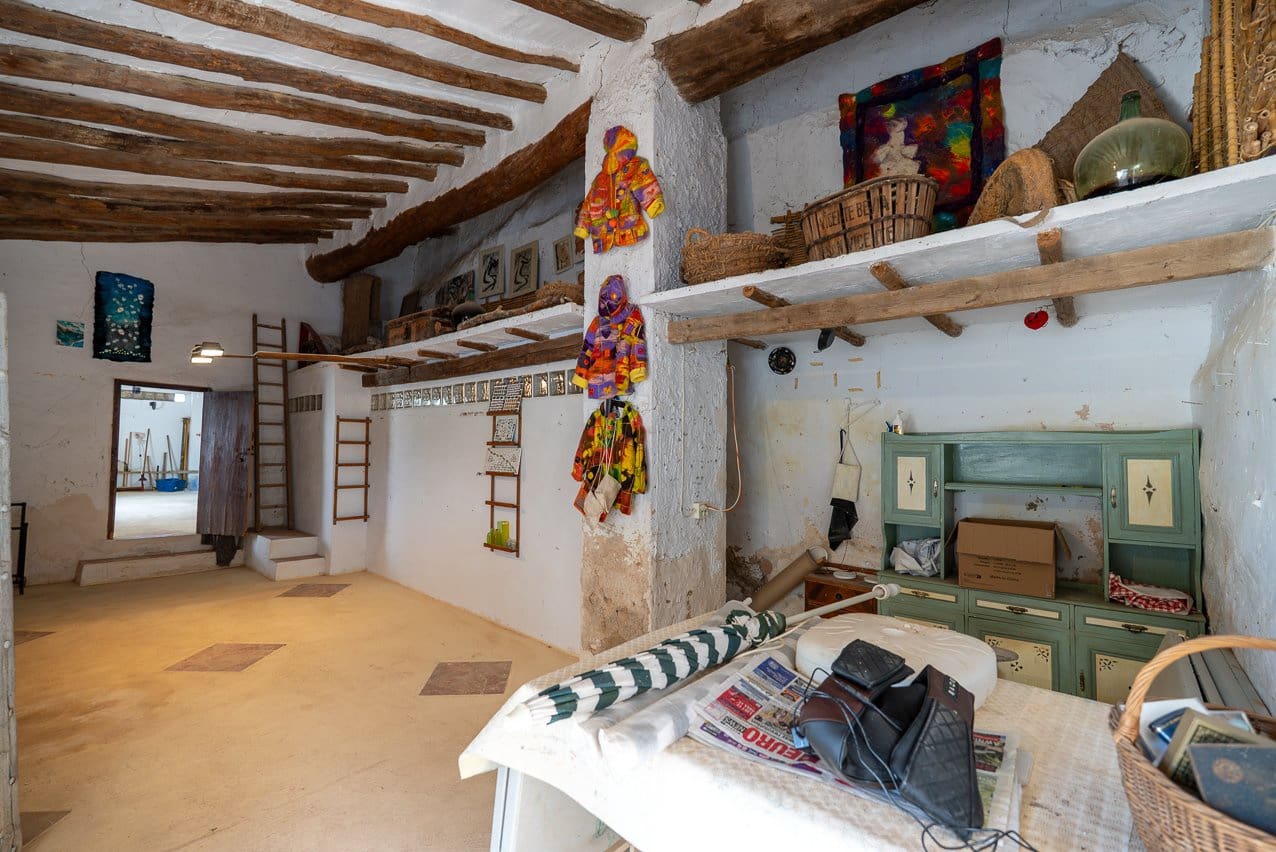 5 soveværelse Finca/Landehus til salg i Raspay med swimmingpool - € 340.000 (Ref: 9782356)