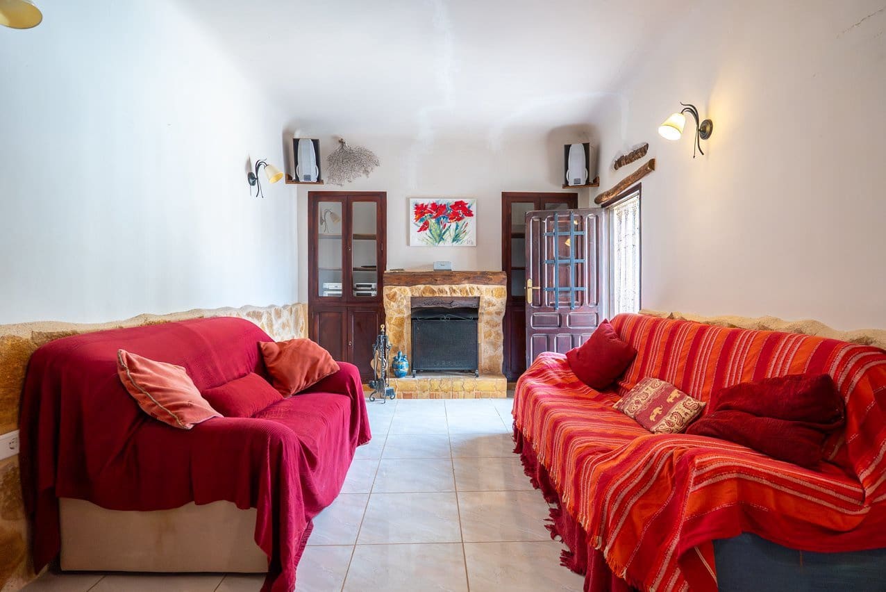 5 slaapkamer Finca/Landhuis te koop in Raspay met zwembad - € 299.950 (Ref: 9782356)