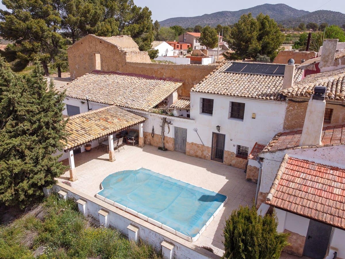 5 slaapkamer Finca/Landhuis te koop in Raspay met zwembad - € 299.950 (Ref: 9782356)