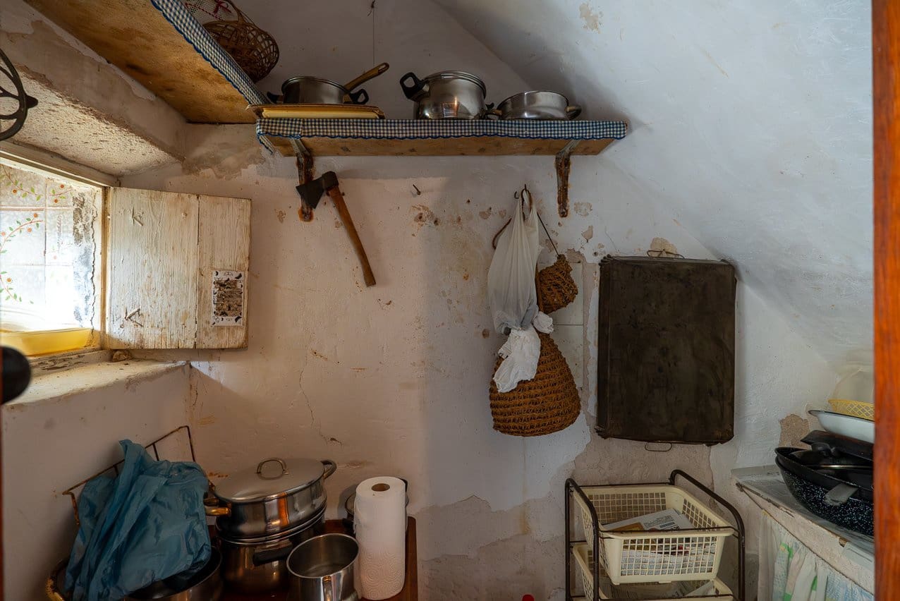 5 bedroom Townhouse for sale in Pinoso with pool - € 75,000 (Ref: 9795527)