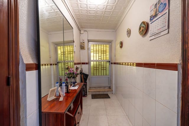 5 camera da letto Casa in vendita in Pinoso con piscina - 75.000 € (Rif: 9795527)