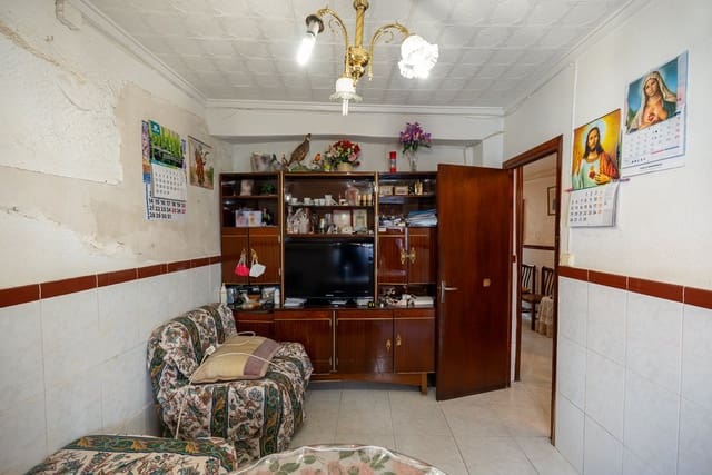 5 camera da letto Casa in vendita in Pinoso con piscina - 75.000 € (Rif: 9795527)