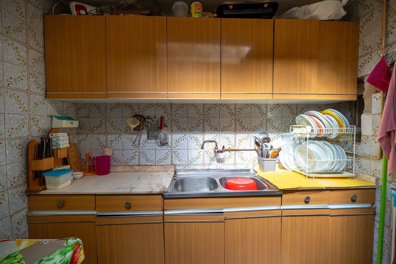 5 bedroom Townhouse for sale in Pinoso with pool - € 66,000 (Ref: 9795527)