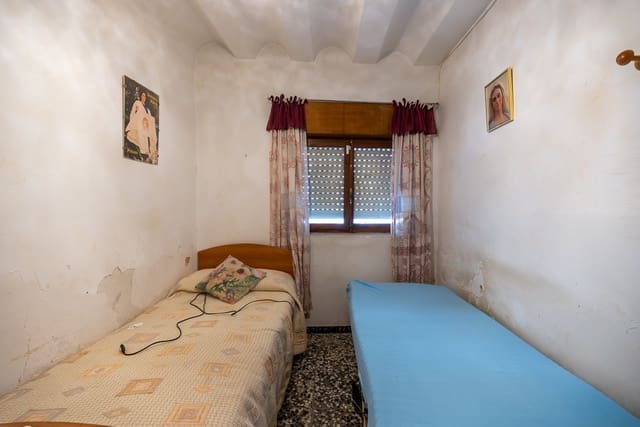 5 sovrum Hus till salu i Pinoso med pool - 66 000 € (Ref: 9795527)