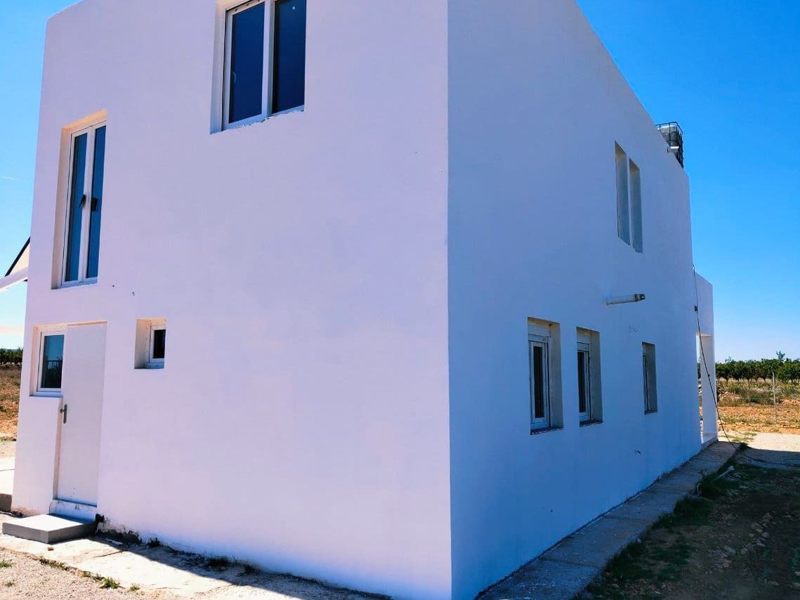 4 bedroom Villa for sale in Pinoso with pool - € 210,000 (Ref: 9795637)