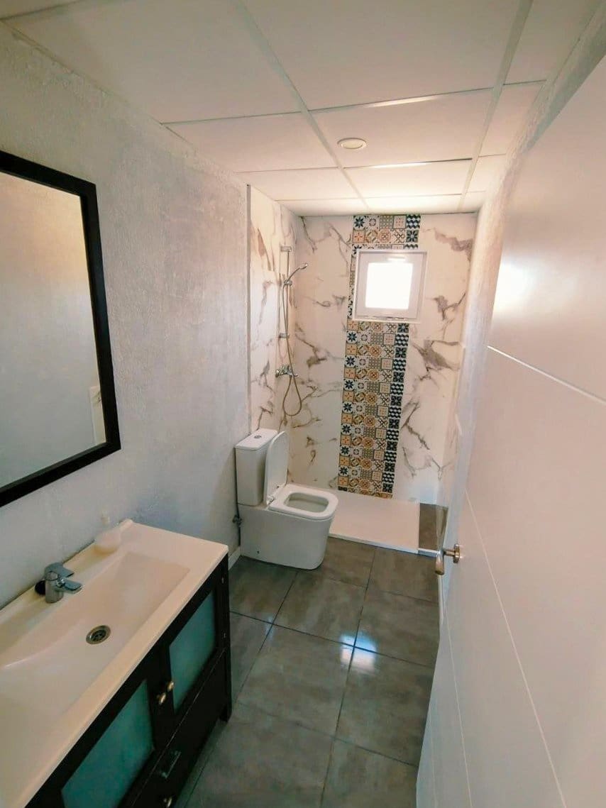 4 bedroom Villa for sale in Pinoso with pool - € 210,000 (Ref: 9795637)