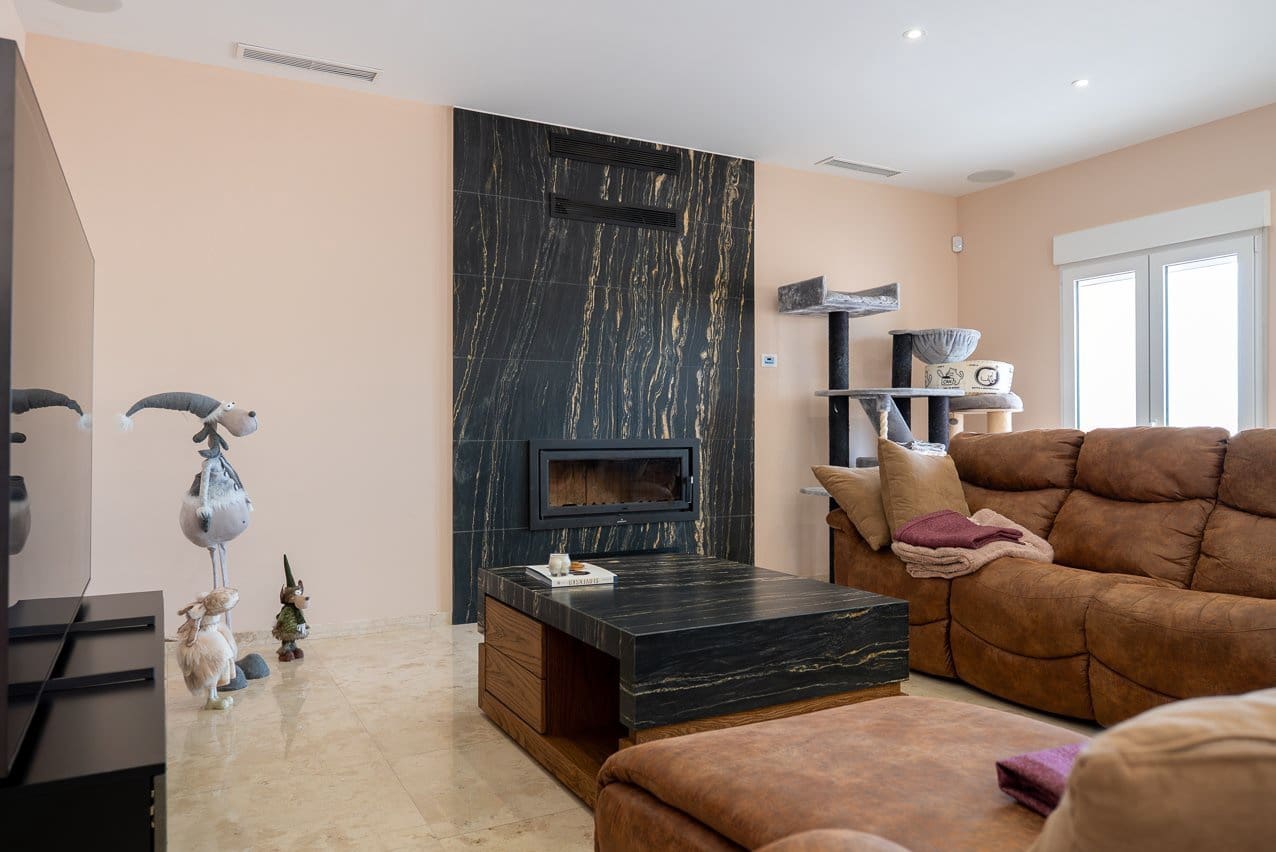 3 bedroom Villa for sale in Culebron with pool - € 995,000 (Ref: 9805589)