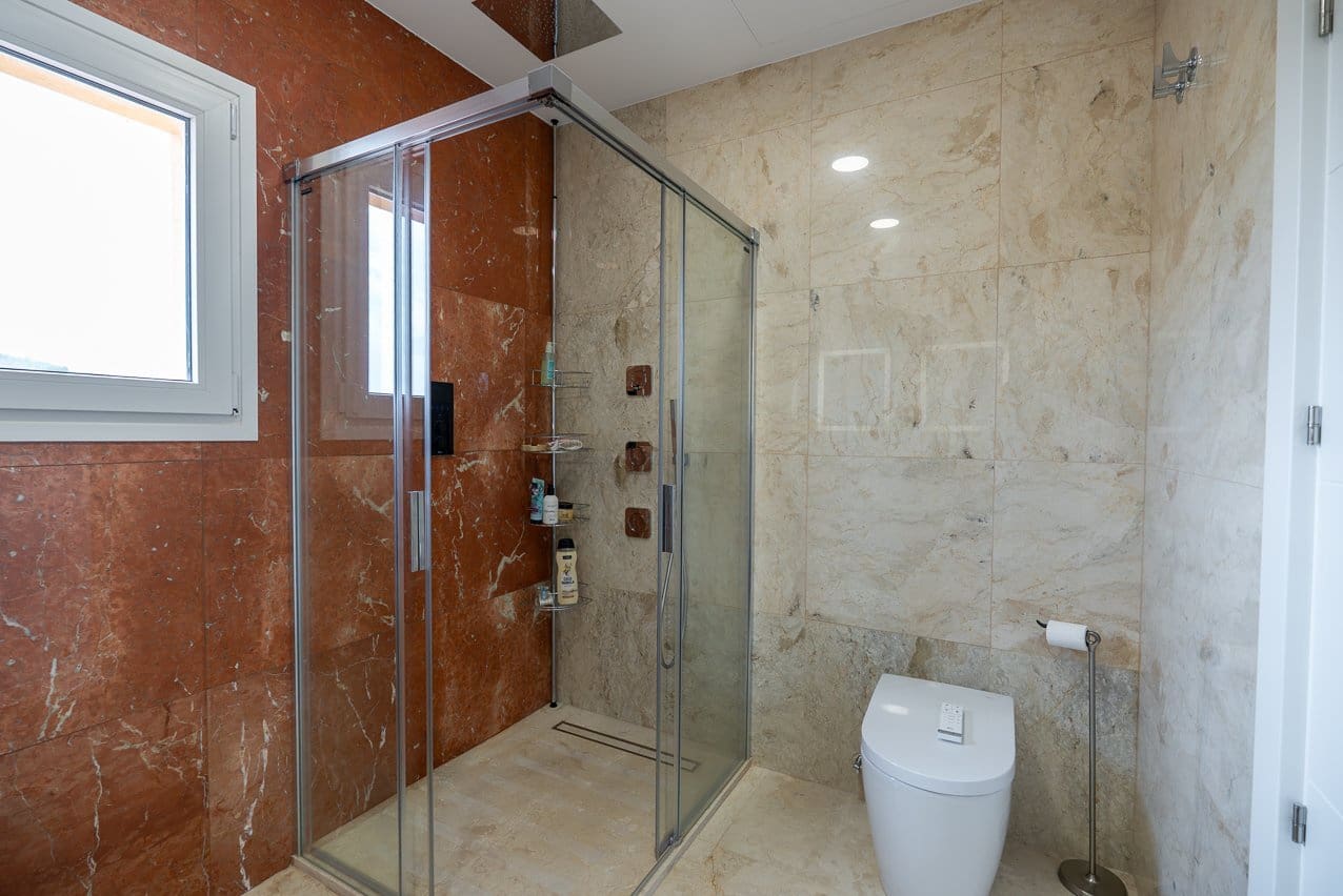3 bedroom Villa for sale in Culebron with pool - € 995,000 (Ref: 9805589)