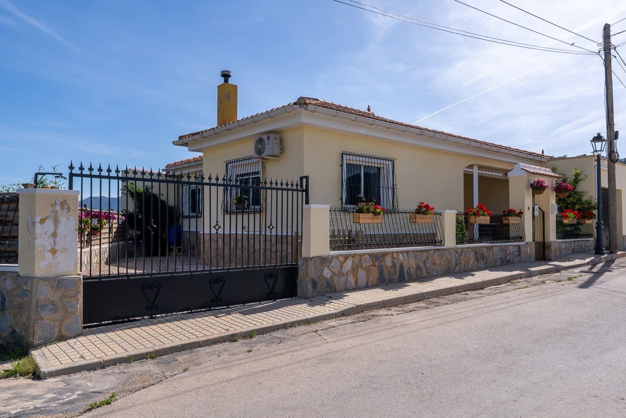 3 sovrum Hus till salu i Murcia stad med pool - 165 000 € (Ref: 9807174)