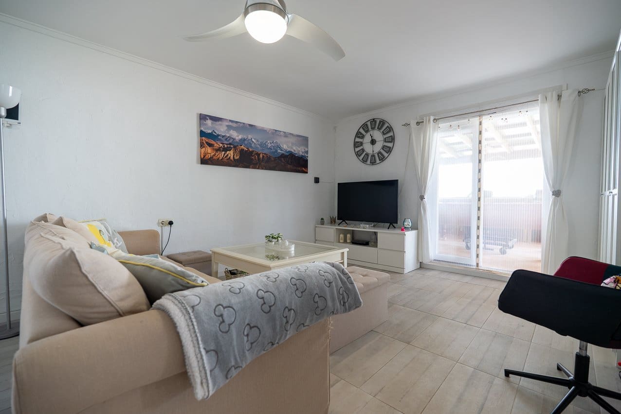 4 bedroom Villa for sale in Loma Bada with pool - € 384,950 (Ref: 9824581)