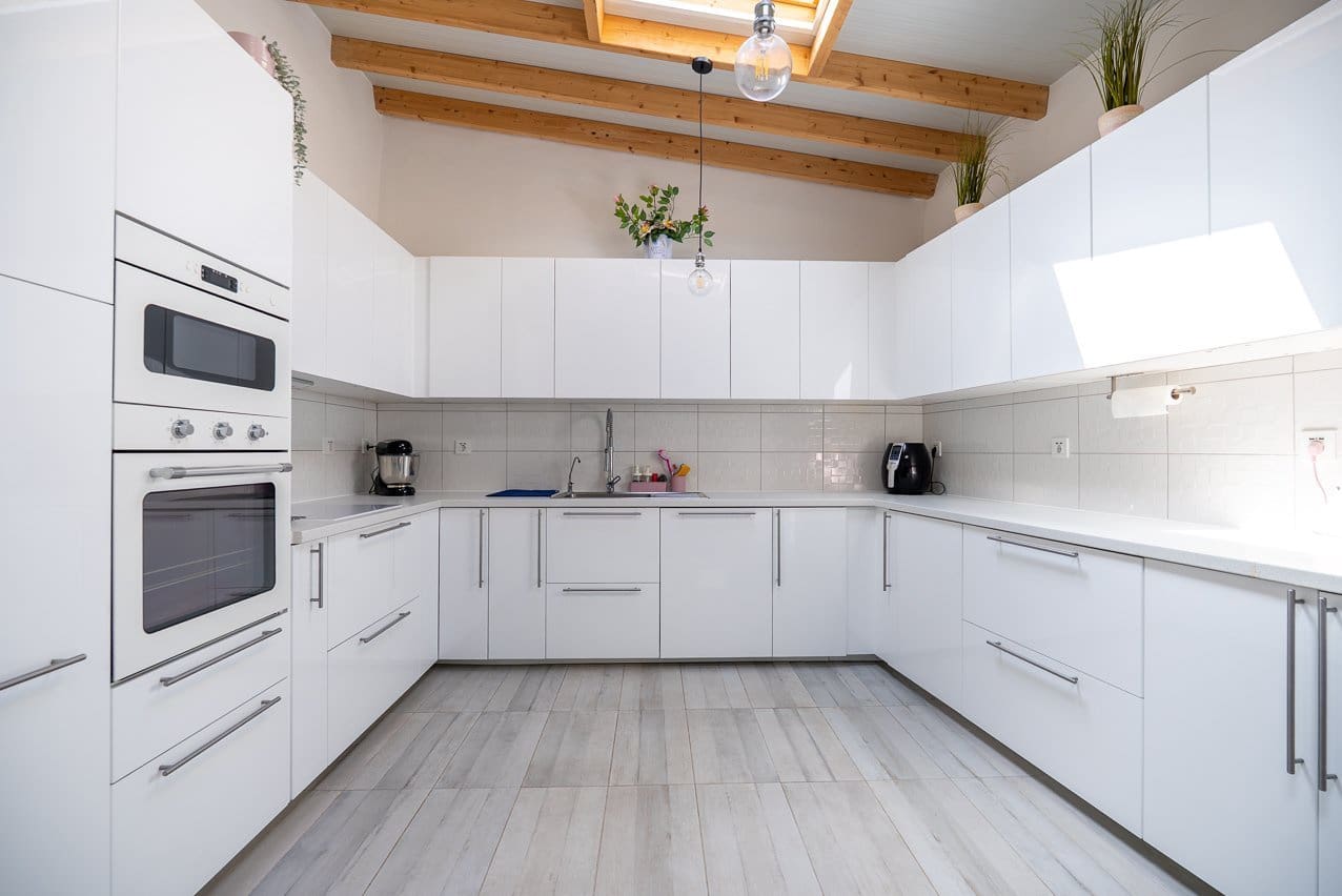 4 bedroom Villa for sale in Loma Bada with pool - € 384,950 (Ref: 9824581)