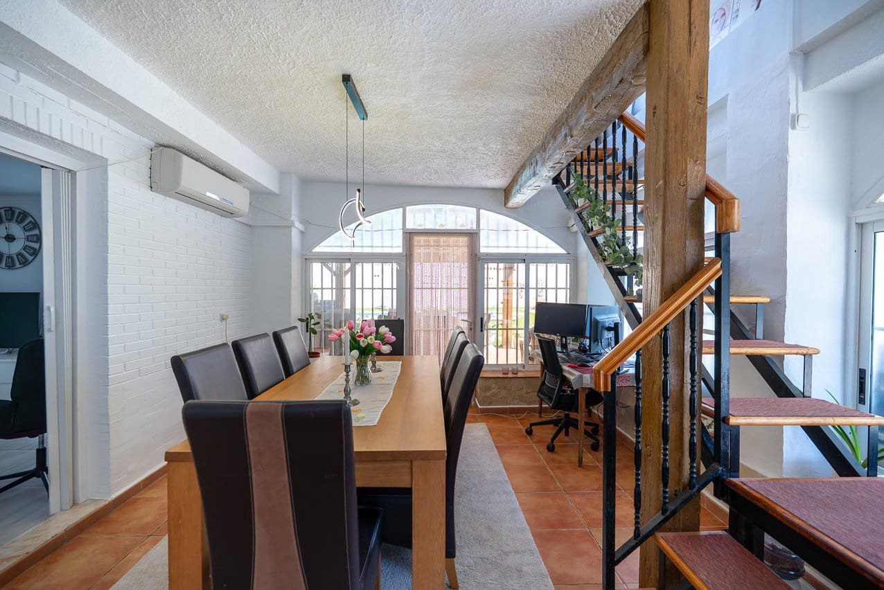 4 bedroom Villa for sale in Loma Bada with pool - € 384,950 (Ref: 9824581)