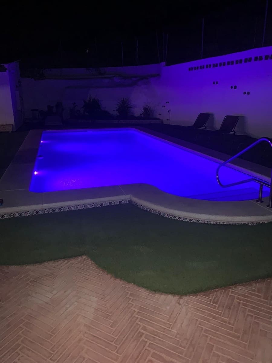 4 bedroom Villa for sale in Loma Bada with pool - € 384,950 (Ref: 9824581)