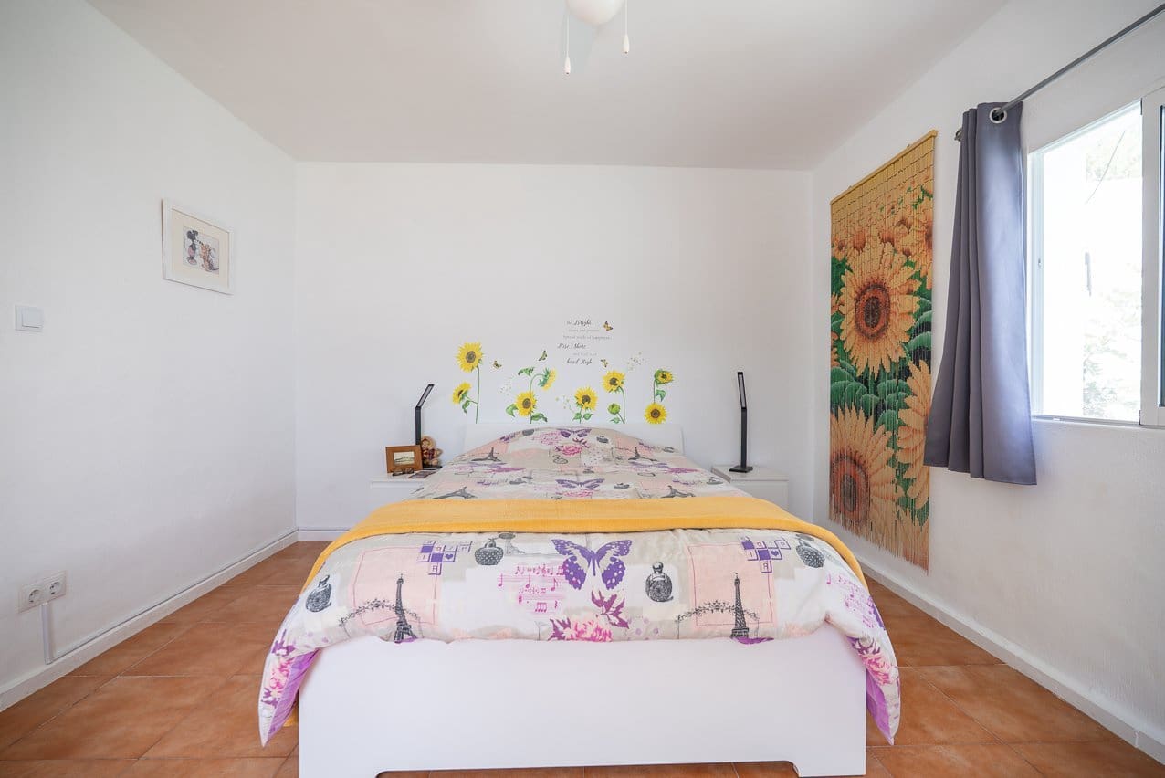 4 bedroom Villa for sale in Loma Bada with pool - € 384,950 (Ref: 9824581)