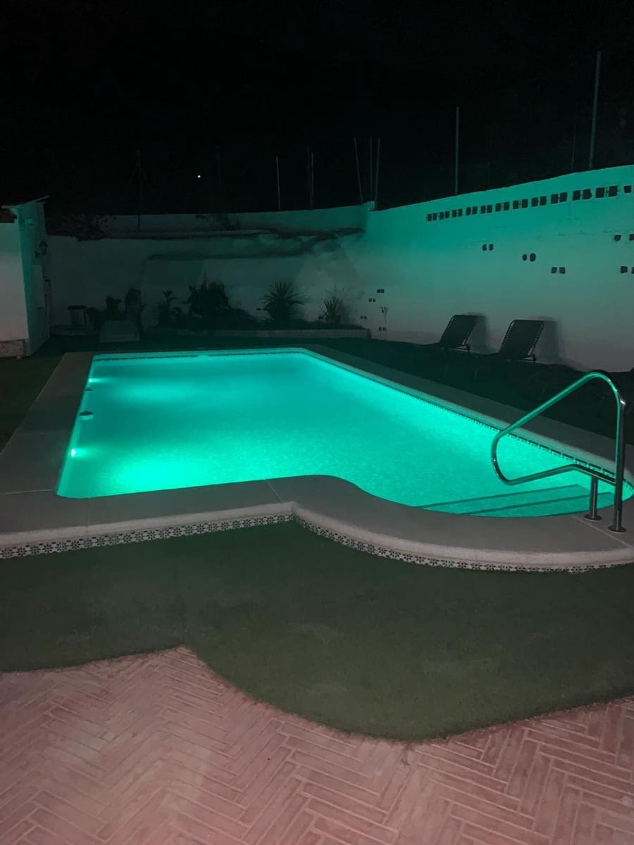 4 bedroom Villa for sale in Loma Bada with pool - € 384,950 (Ref: 9824581)