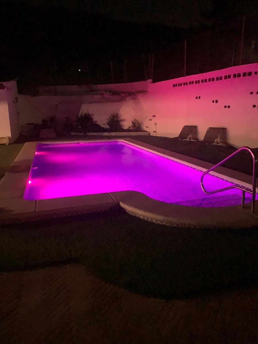 4 bedroom Villa for sale in Loma Bada with pool - € 384,950 (Ref: 9824581)
