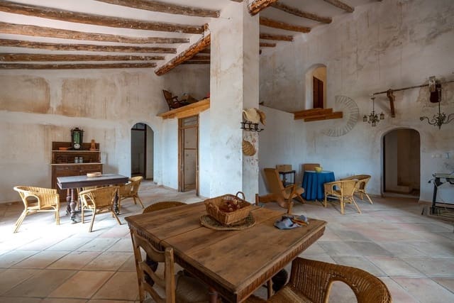 5 sovrum Finca/Hus på landet till salu i Torre del Rico, Jumilla med pool - 195 000 € (Ref: 9848146)