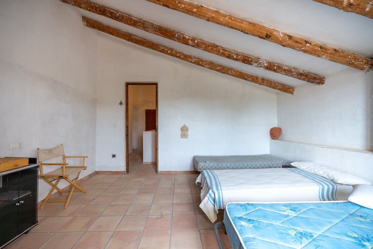 5 Zimmer Finca/Landgut zu verkaufen in Torre del Rico mit Pool - 195.000 € (Ref: 9848146)