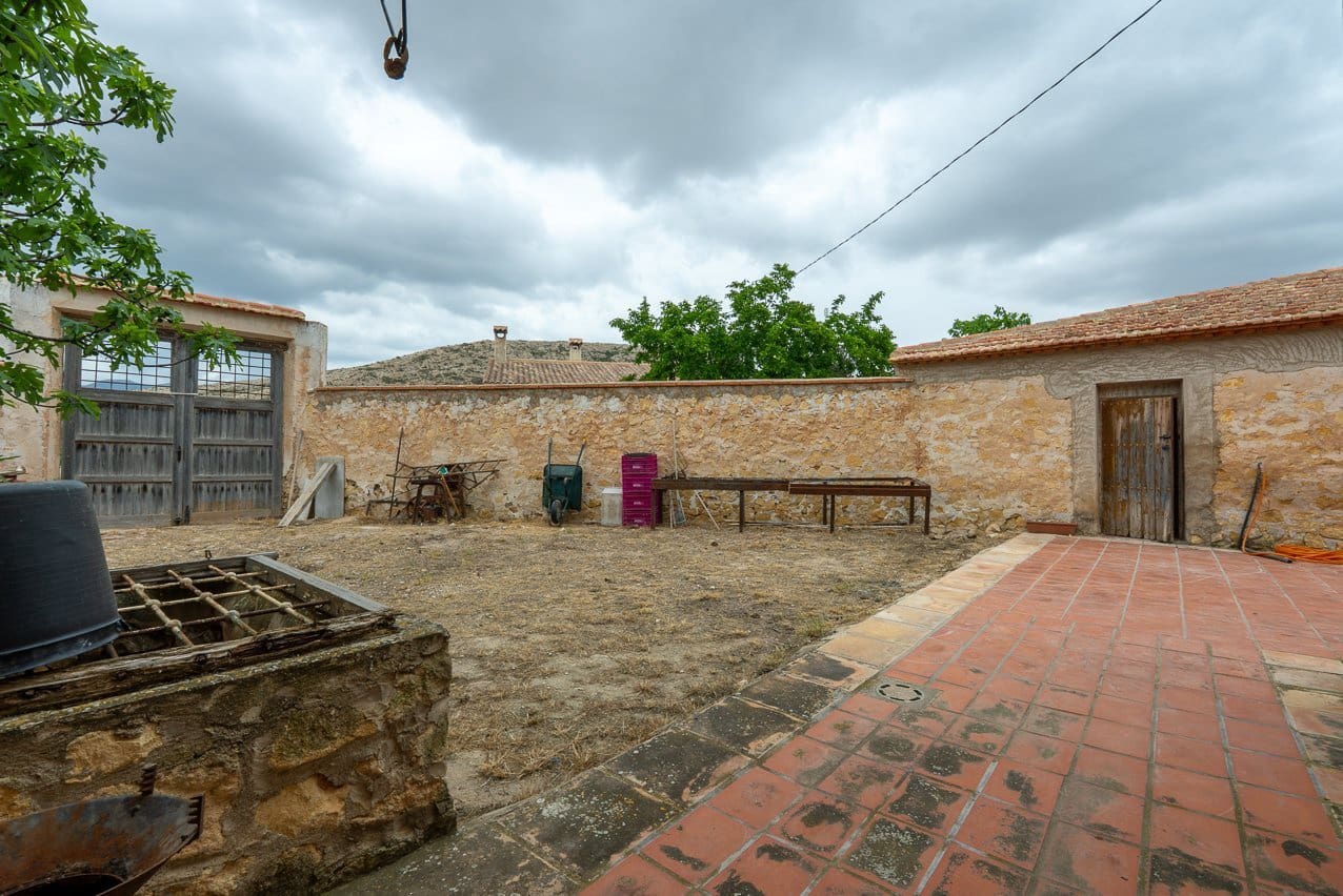 5 Zimmer Finca/Landgut zu verkaufen in Torre del Rico mit Pool - 195.000 € (Ref: 9848146)