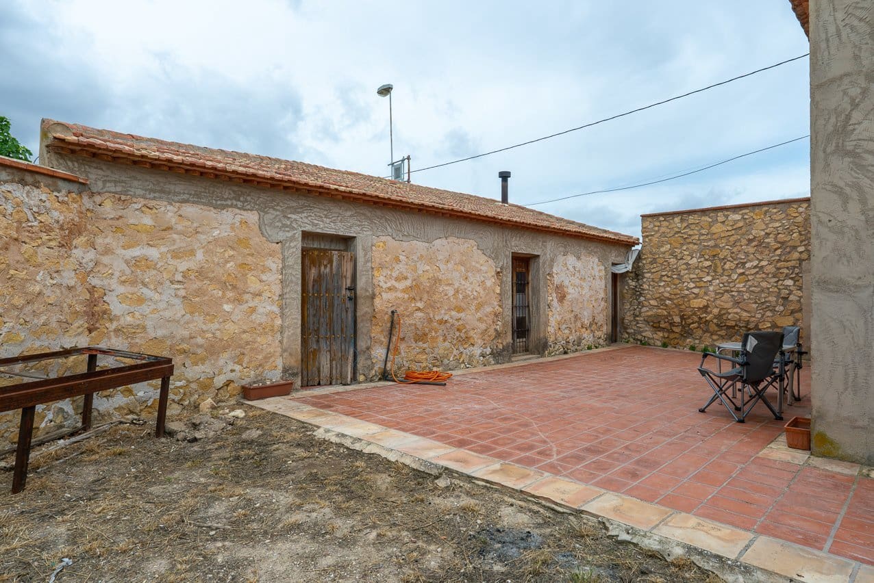 5 Zimmer Finca/Landgut zu verkaufen in Torre del Rico mit Pool - 195.000 € (Ref: 9848146)