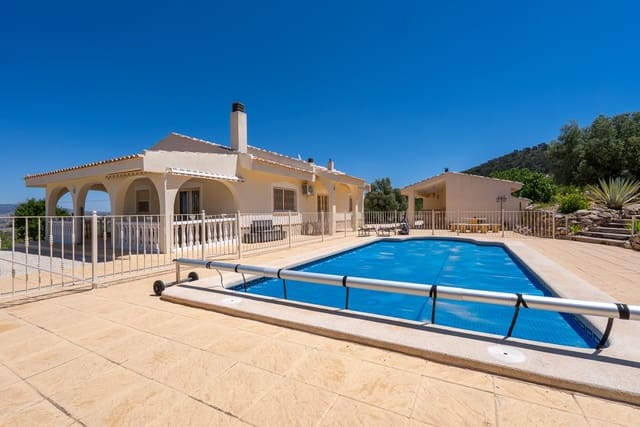 3 soveværelse Villa til salg i La Zarza, Pinoso med swimmingpool - € 460.000 (Ref: 9866204)