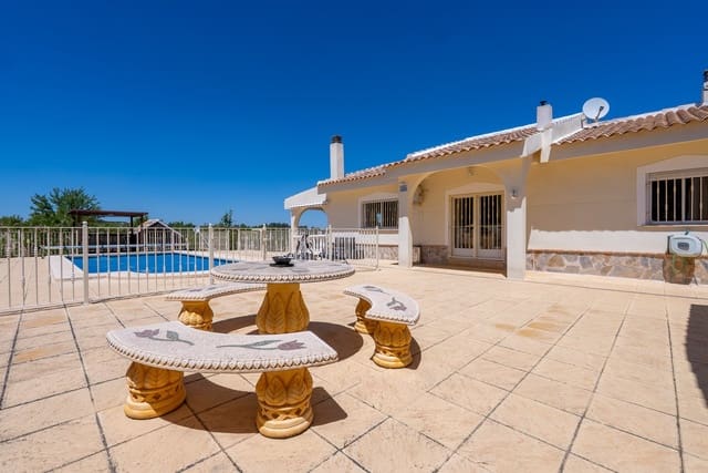 3 soveværelse Villa til salg i La Zarza, Pinoso med swimmingpool - € 460.000 (Ref: 9866204)
