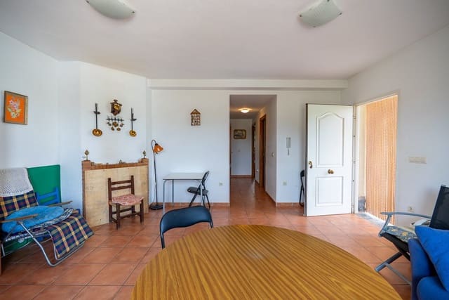 4 bedroom Villa for sale in Jumilla with pool - € 225,000 (Ref: 9902258)