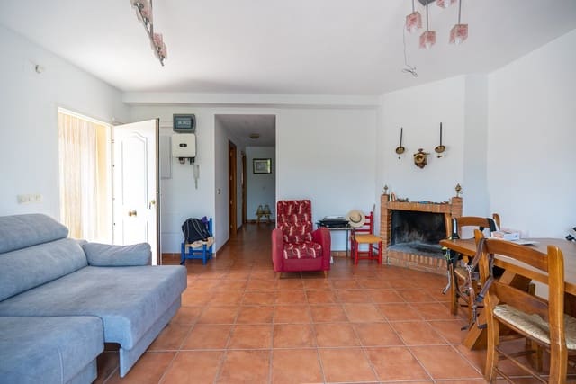 4 Zimmer Villa zu verkaufen in Jumilla mit Pool - 225.000 € (Ref: 9902259)