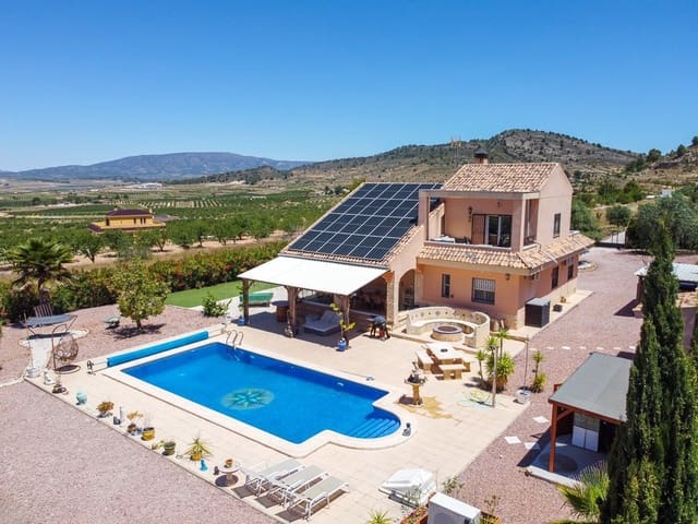4 sovrum Villa till salu i Pinoso med pool - 449 999 € (Ref: 9909844)