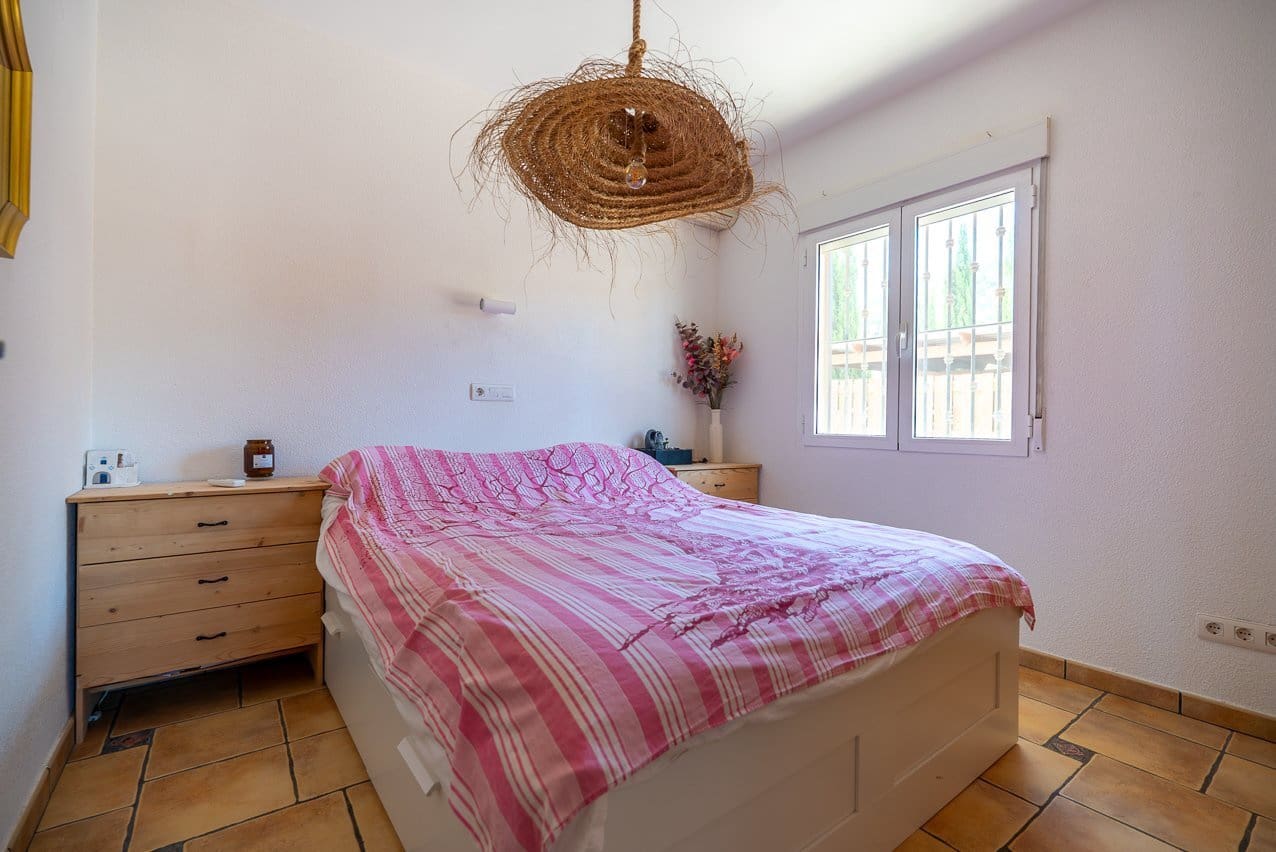 4 bedroom Villa for sale in Pinoso with pool - € 449,999 (Ref: 9909844)