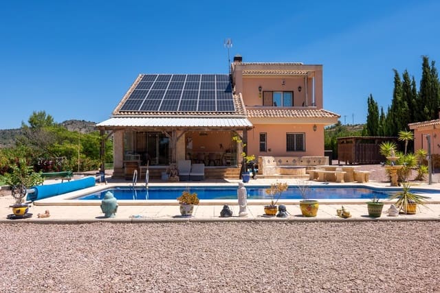 4 sovrum Villa till salu i Pinoso med pool - 449 999 € (Ref: 9909844)