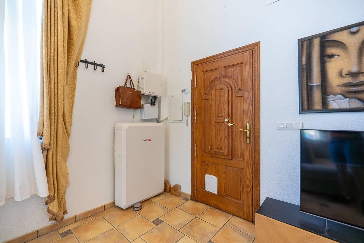 4 bedroom Villa for sale in Pinoso with pool - € 449,999 (Ref: 9909844)