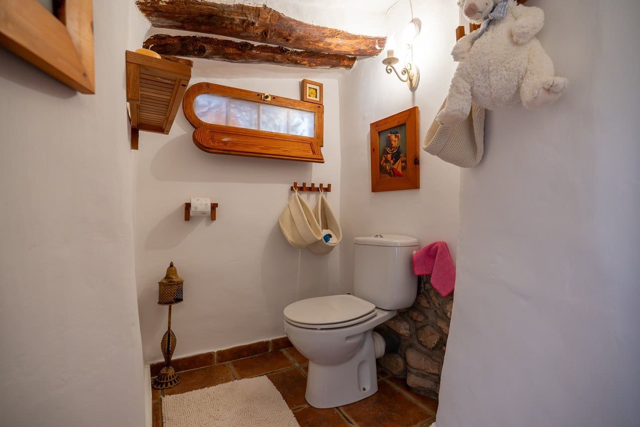 3 makuuhuone Maalaistalo myytävänä paikassa Ubeda mukana uima-altaan - 195 000 € (Ref: 9912249)