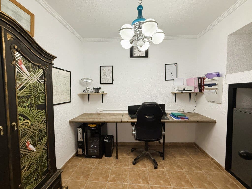 6 quarto Casa em Banda para venda em Pinoso com piscina - 325 000 € (Ref: 9919102)