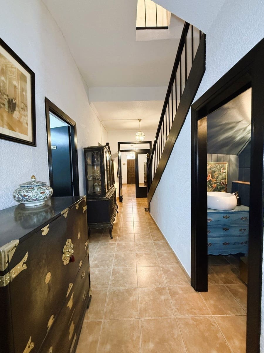 6 quarto Casa em Banda para venda em Pinoso com piscina - 325 000 € (Ref: 9919102)