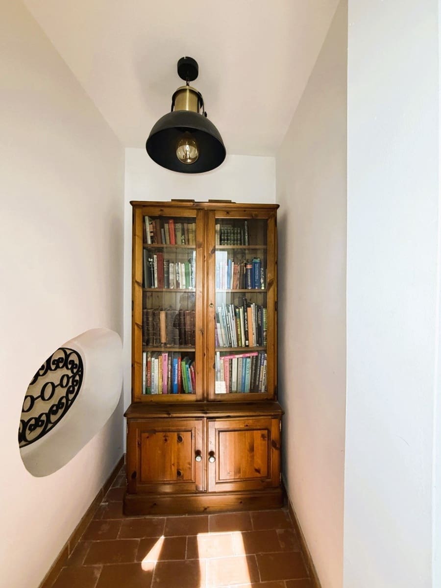 6 quarto Casa em Banda para venda em Pinoso com piscina - 325 000 € (Ref: 9919102)