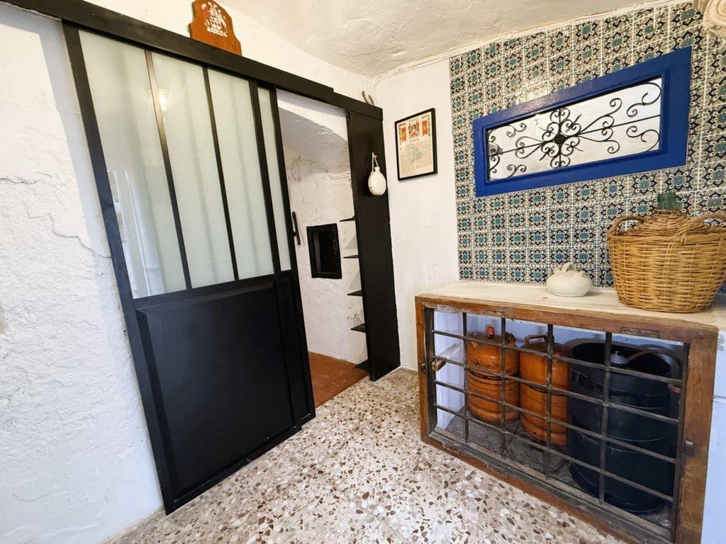 6 quarto Casa em Banda para venda em Pinoso com piscina - 325 000 € (Ref: 9919102)