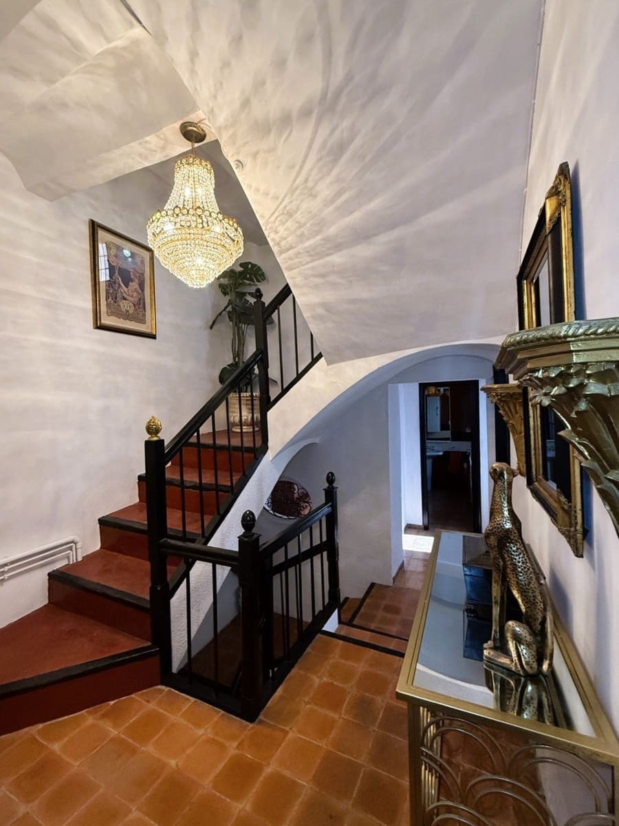 6 quarto Casa em Banda para venda em Pinoso com piscina - 325 000 € (Ref: 9919102)