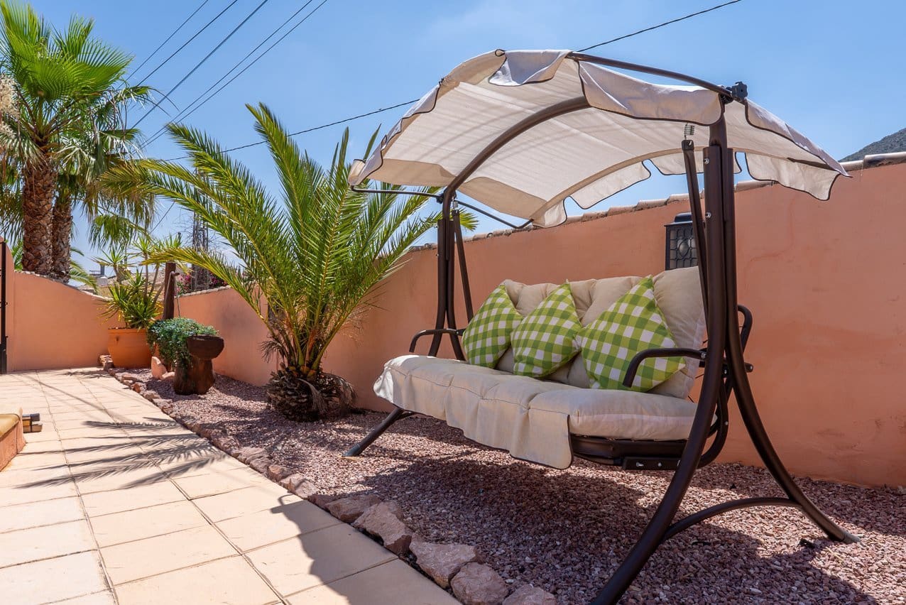 5 bedroom Villa for sale in La Romana with pool - € 545,000 (Ref: 9935135)