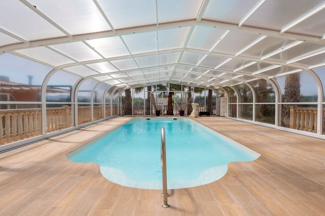 5 soverom Villa til salgs i Yecla med svømmebasseng - € 580 000 (Ref: 9937139)