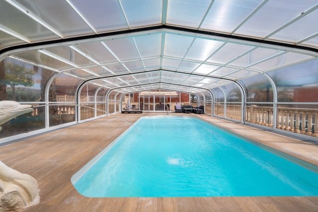 5 soverom Villa til salgs i Yecla med svømmebasseng - € 580 000 (Ref: 9937139)